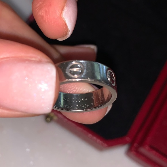 Cartier Love Ring White Gold - Picture 4 of 6